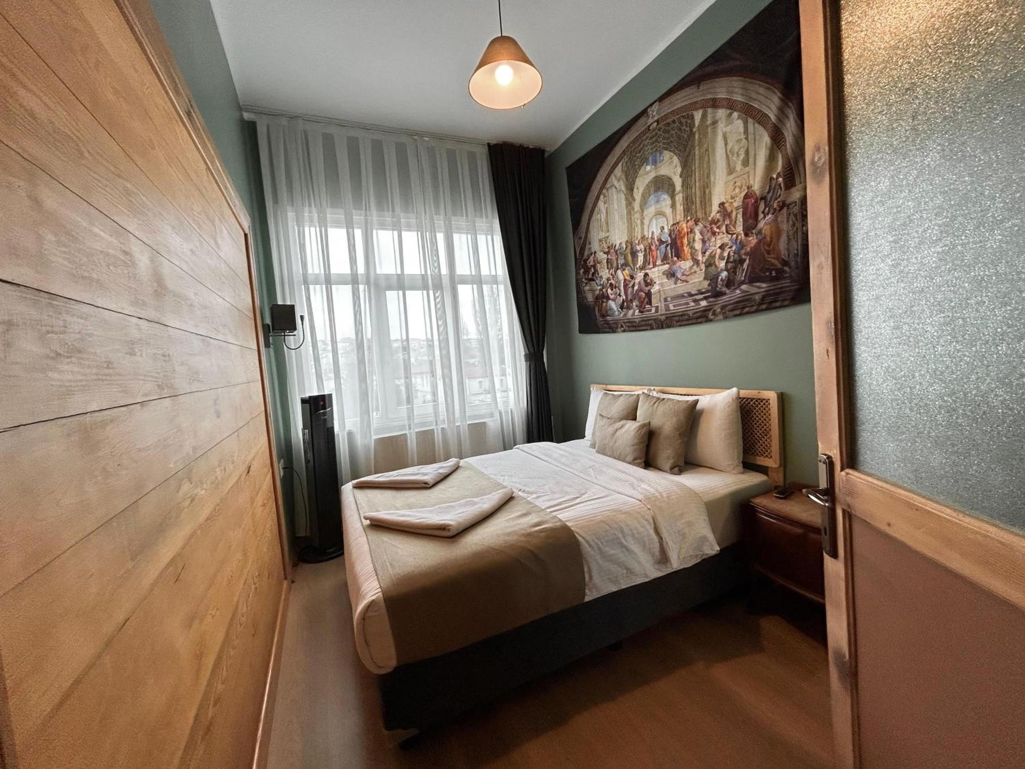 Waterfront Apartment By The Tram - Terrace With Dome & Golden Horn View In Fatih 이스탄불 외부 사진